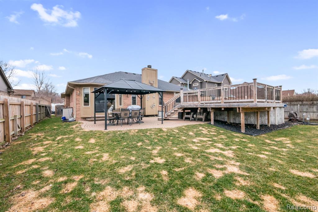 49248 Berkshire Drive, Chesterfield, MI 48047 — Photo 8