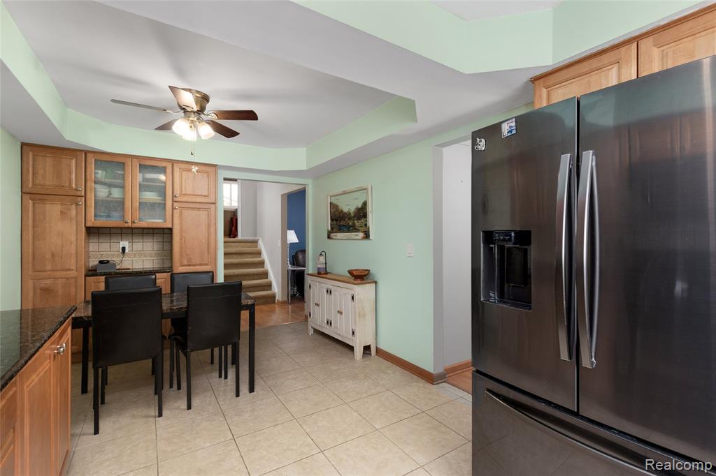 44080 Harsdale Drive, Canton, MI 48187 — Photo 9