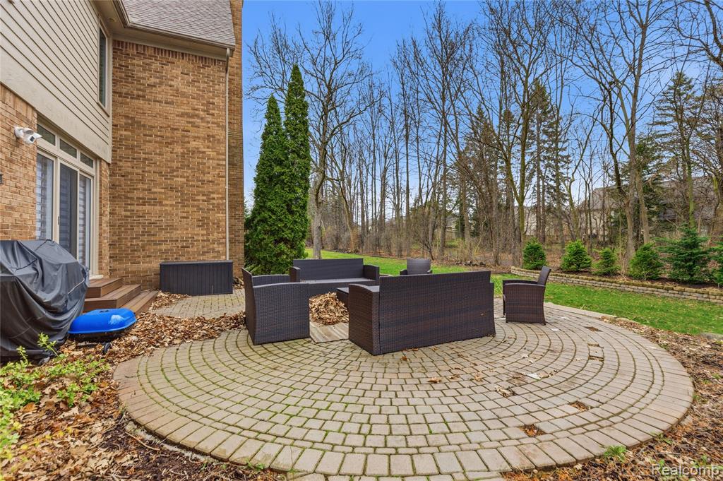 54126 Scarboro Way, Shelby Twp, MI 48316 — Photo 49
