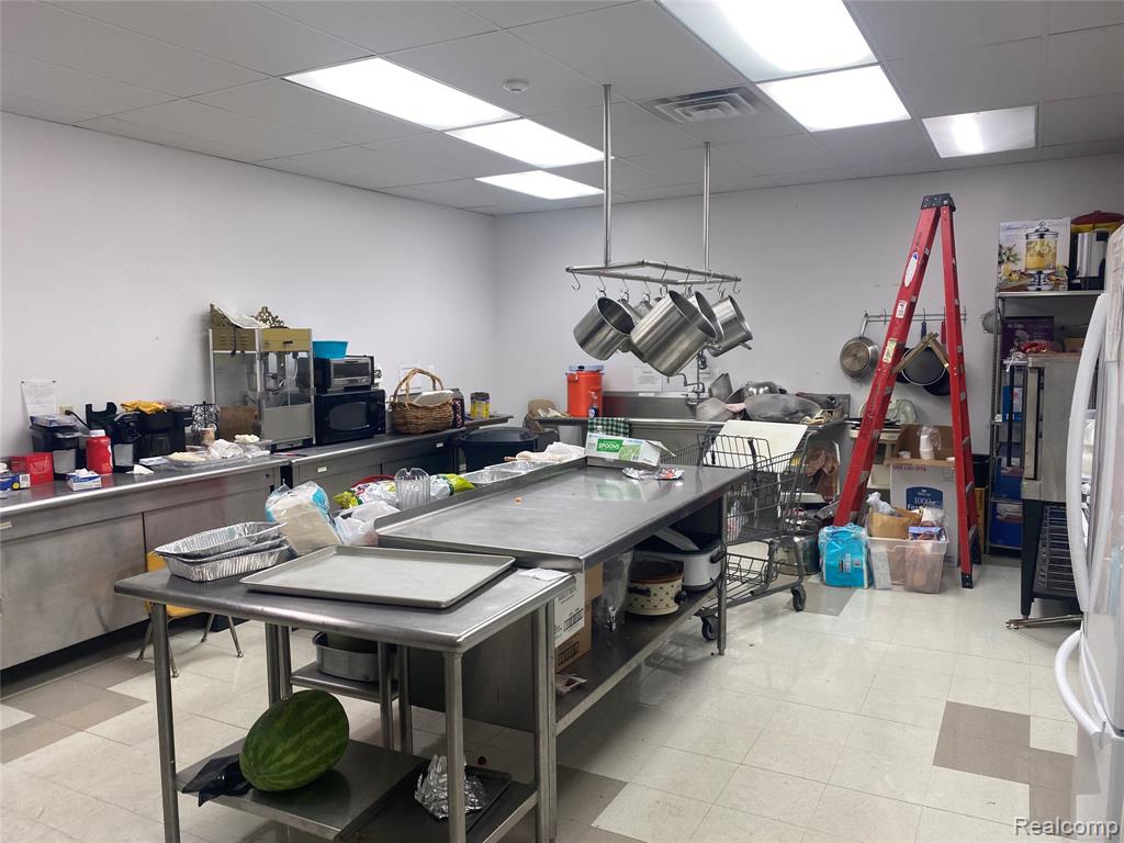 46250 Ann Arbor Road W, Plymouth, MI 48170 — Photo 11