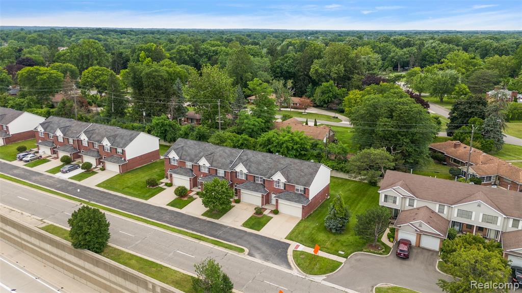 19208 W 11 Mile Road, Lathrup Village, MI 48076 — Photo 9