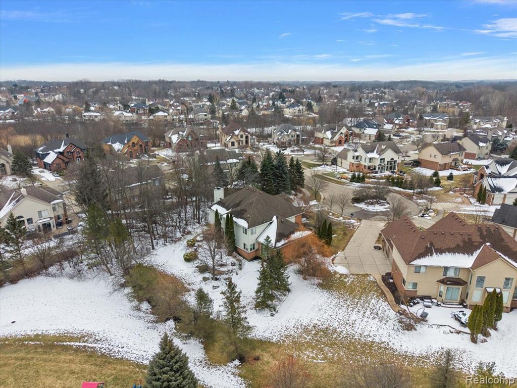 7108 Branford Court, West Bloomfield, MI — Photo 68
