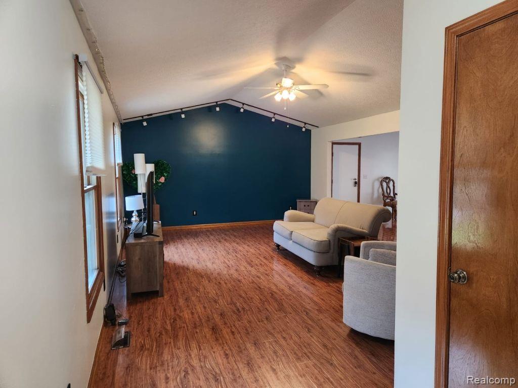 13783 E OLD US HIGHWAY 12, Chelsea, MI 48118 — Photo 15