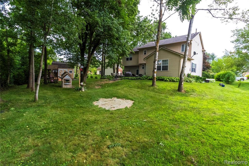 8314 Mill Pointe Court, Goodrich Vlg, MI — Photo 57
