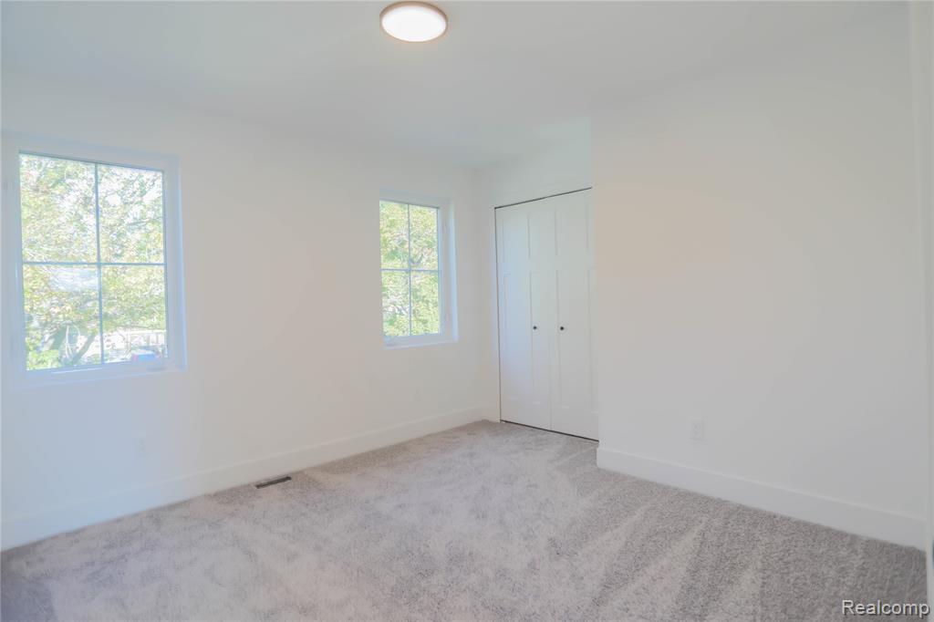 129 South Avenue, Mount Clemens, MI 48043 — Photo 27