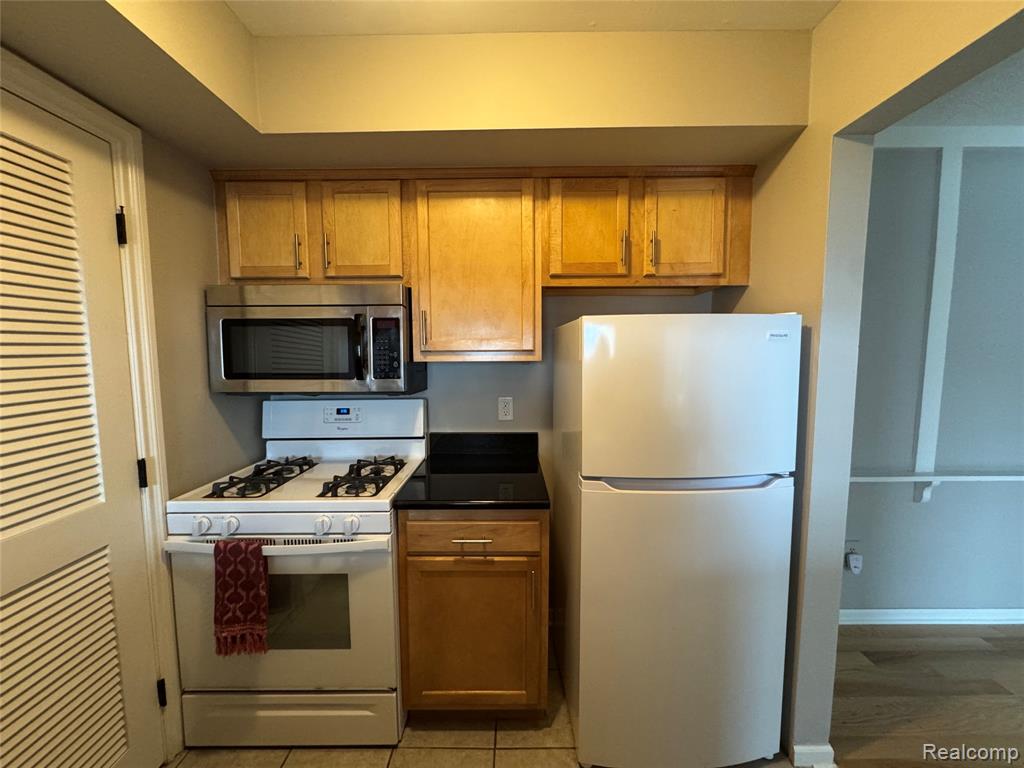 6958 Harvard Lane, Canton, MI 48187 — Photo 14