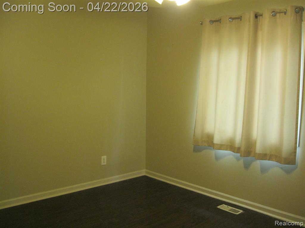 4916 Hillock, Highland, MI 48356 — Photo 20