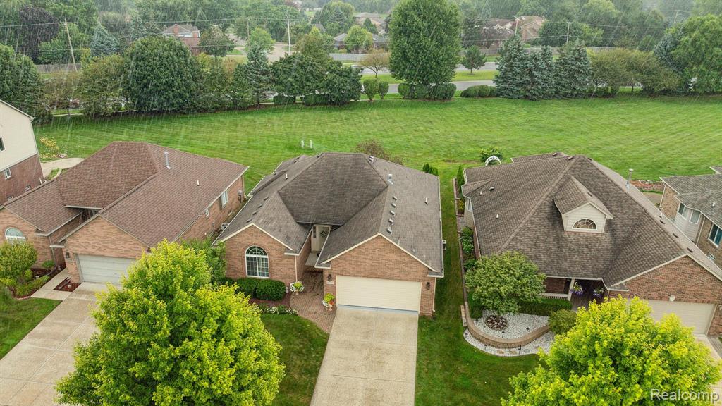 40220 LONG HORN Drive, Sterling Heights, MI 48313 — Photo 34