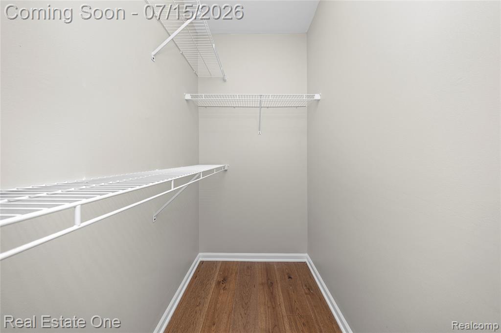 609 Village Lane, Milford, MI 48381 — Photo 23