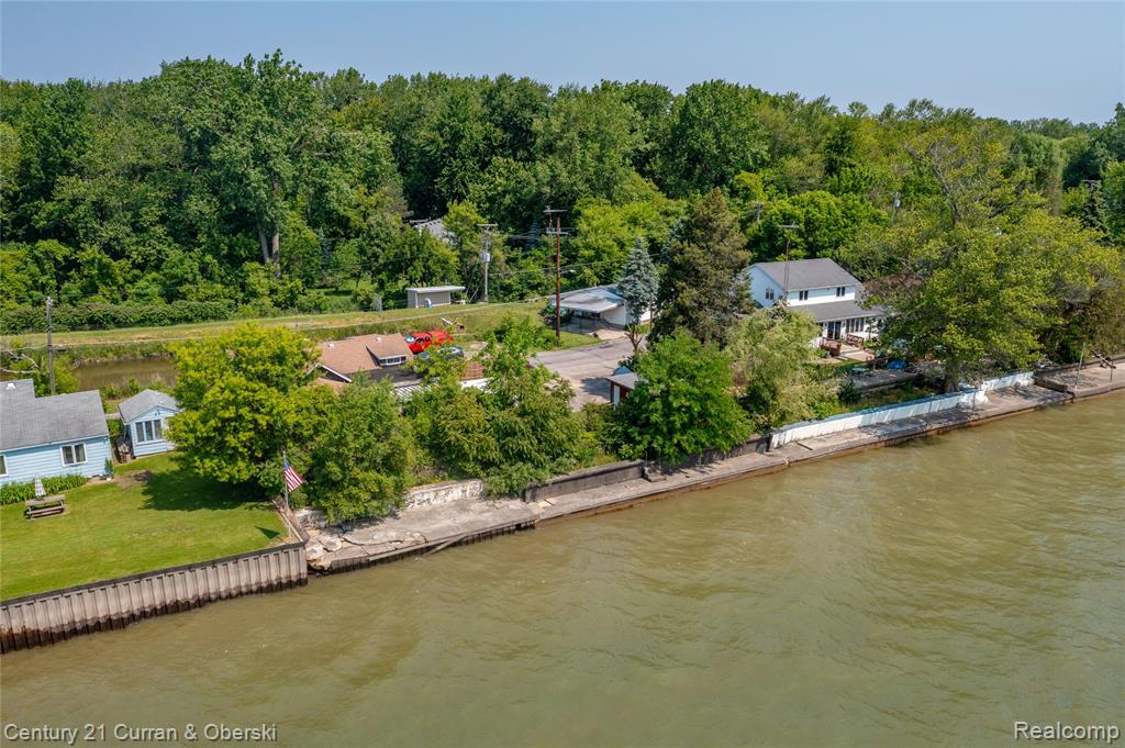 7310 Lakeshore Drive, Newport, MI 48166 — Photo 32