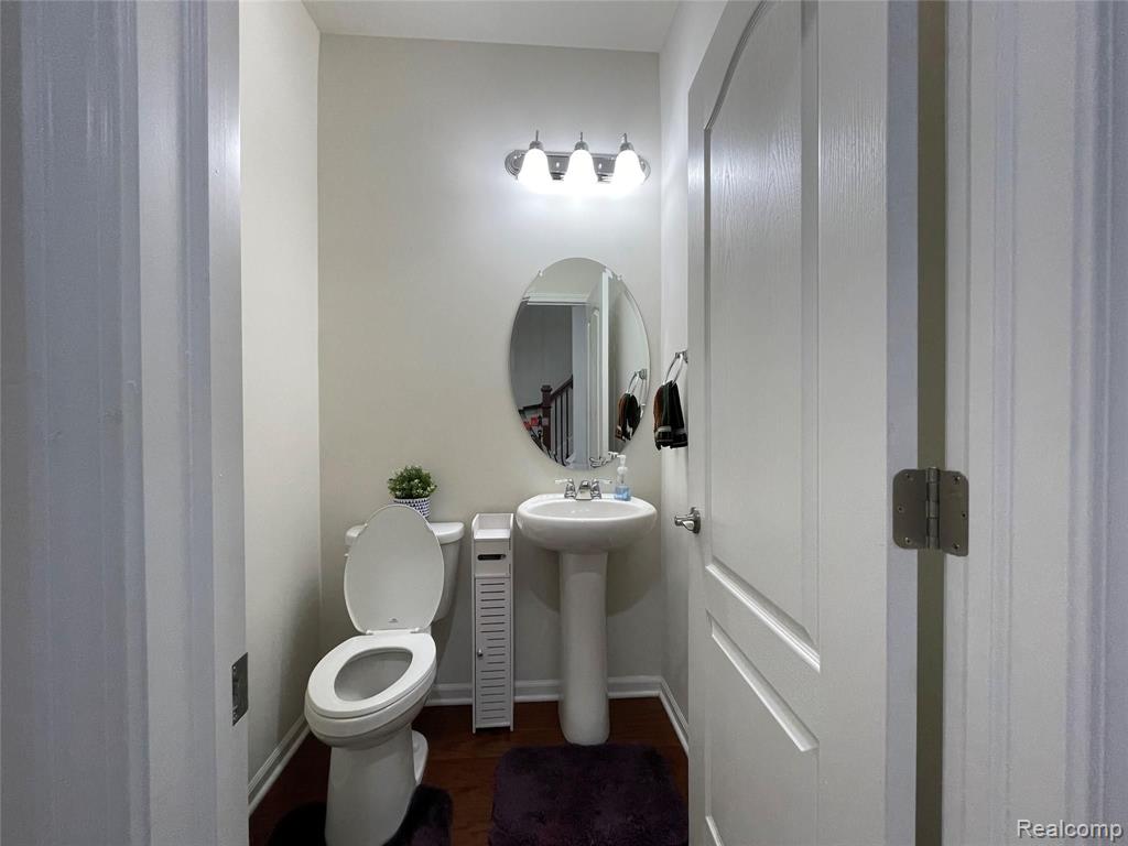43591 CHANCELLOR LANE, Novi, MI — Photo 13