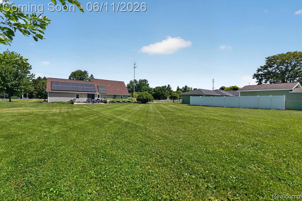 5464 E Maple Avenue, Grand Blanc, MI 48439 — Photo 38