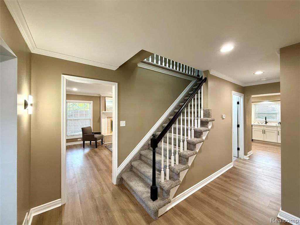 38552 Macintosh Court, Clinton Twp, MI 48036 — Photo 5