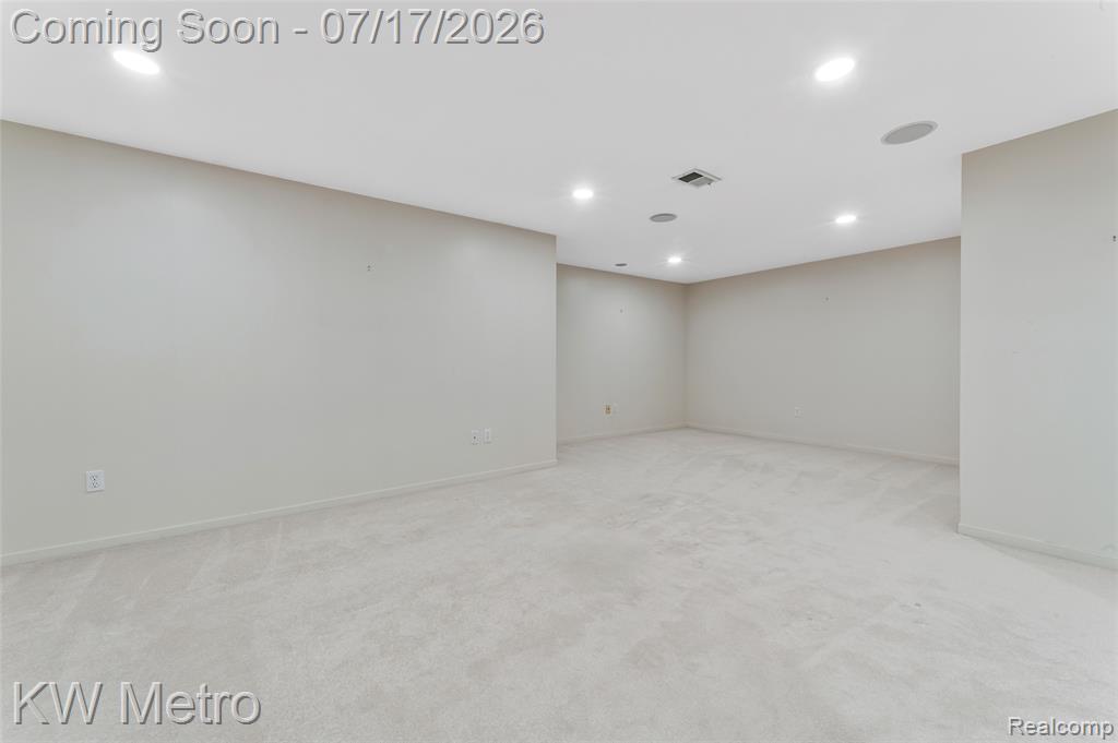 41874 Cantebury Drive, Novi, MI 48377 — Photo 21