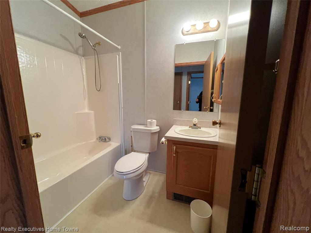 3682 CHESTNUT Lane, Dryden, MI 48428 — Photo 24