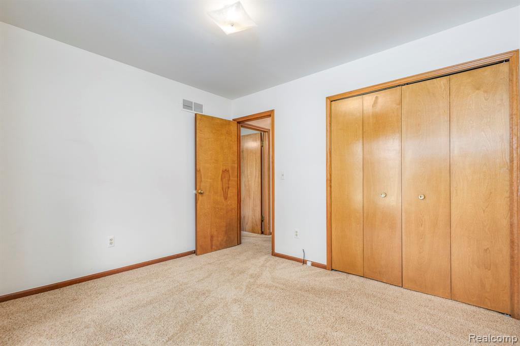 49585 Bishop Court, Shelby Twp, MI 48315 — Photo 29
