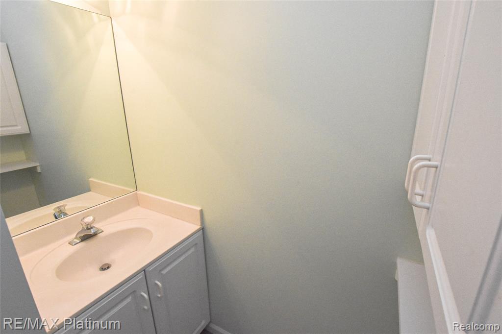 8342 ISLANDVIEW Court, Brighton, MI 48114 — Photo 46