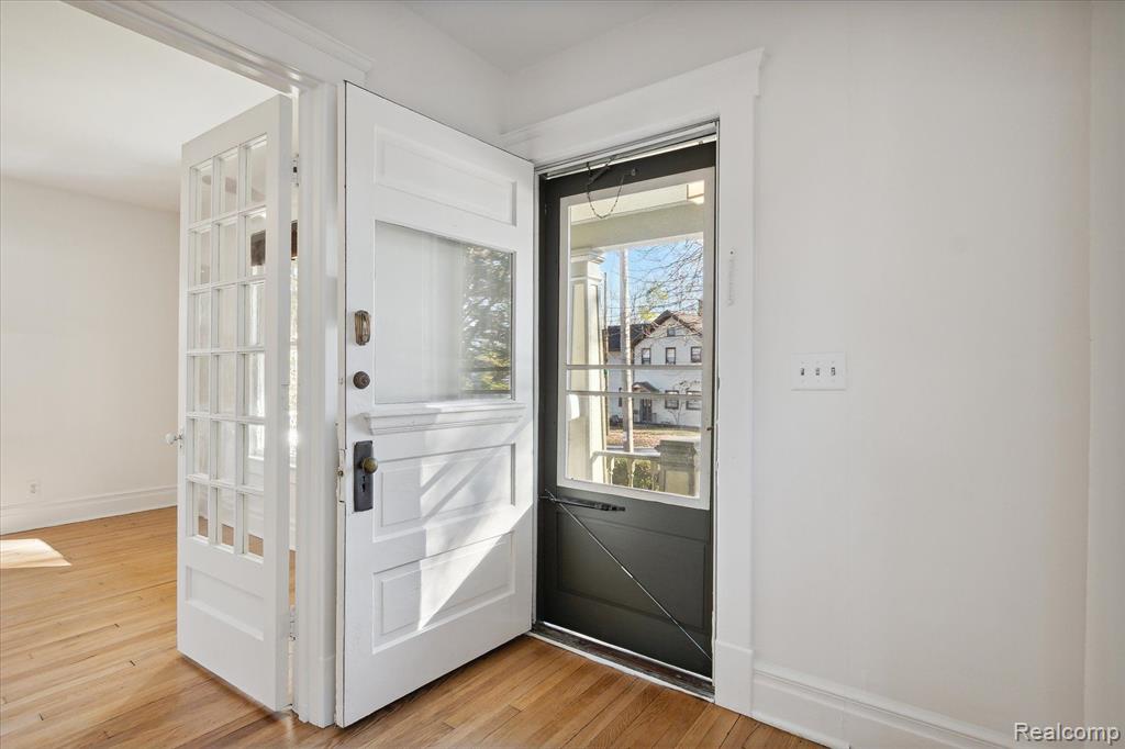 618 W LIBERTY Street, Ann Arbor, MI 48103 — Photo 8