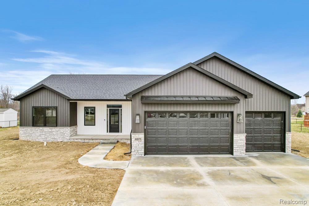 7195 Geraldine Circle, Swartz Creek, MI 48473 — Photo 2