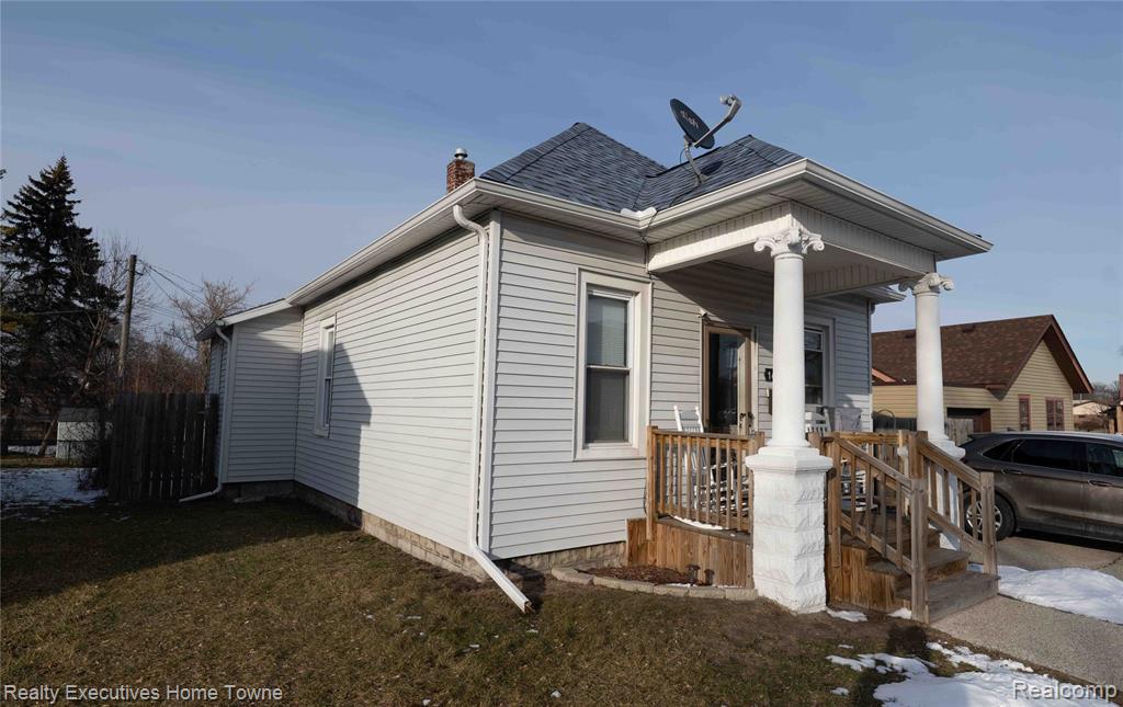 1409 Kearney Street, Port Huron, MI 48060 — Photo 2