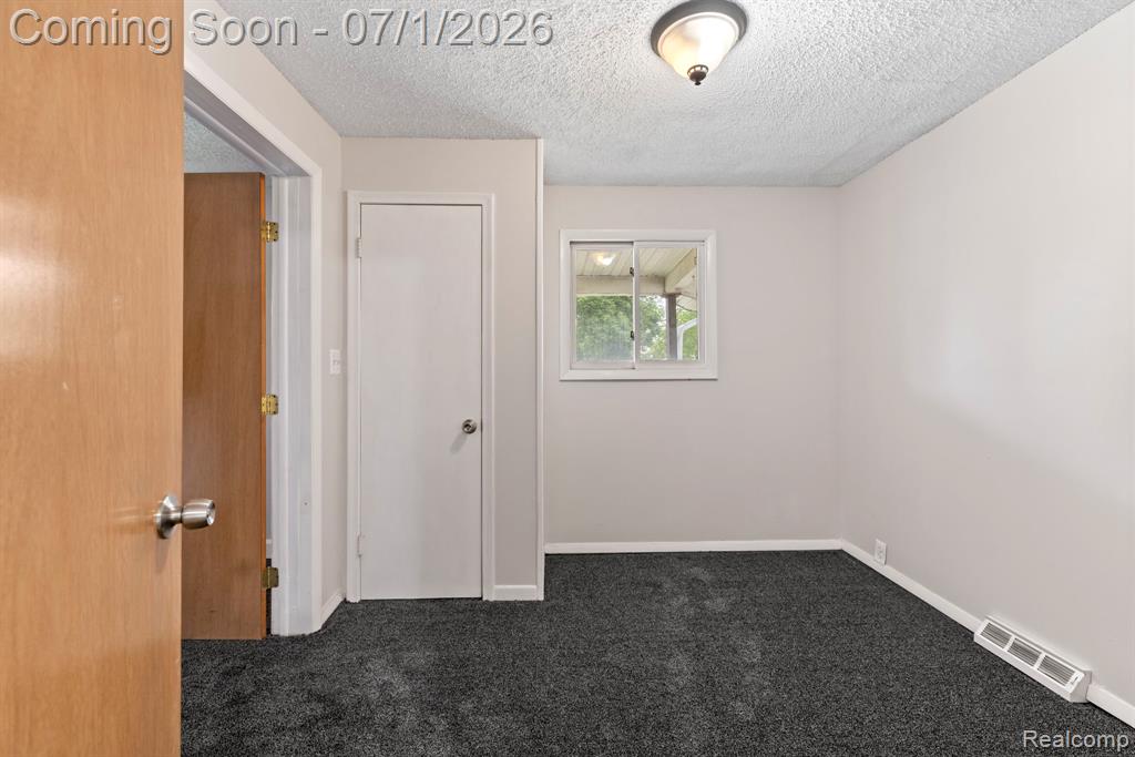 551 Nebraska Avenue, Pontiac, MI 48341 — Photo 19