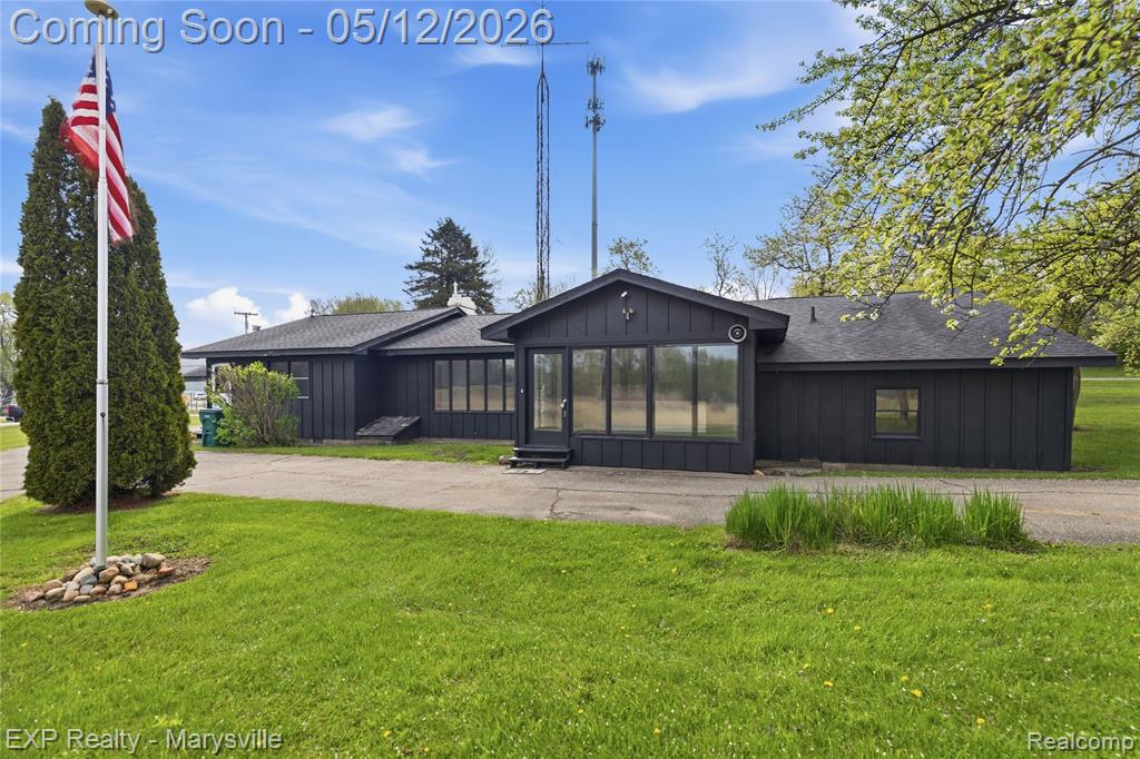 3345 Beach Road, Port Huron, MI 48060