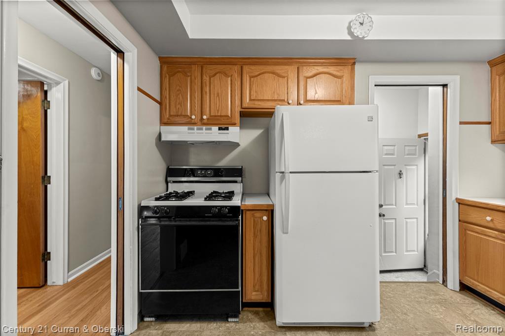4170 Pardee Avenue, Dearborn Heights, MI 48125 — Photo 15