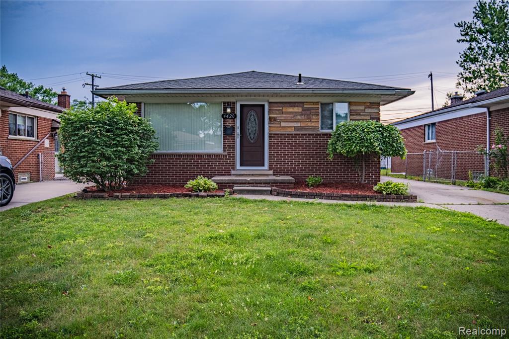 4420 Katherine Street, Dearborn Heights, MI 48125 — Photo 2