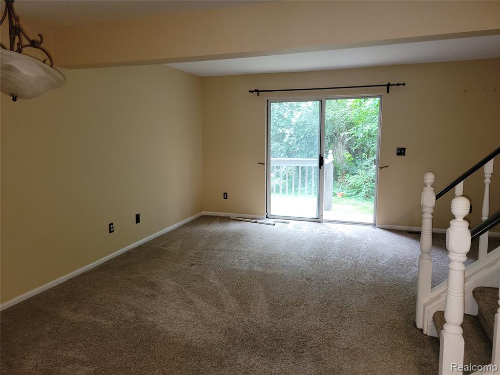 2672 Packard Street, Ann Arbor, MI 48104 — Photo 7