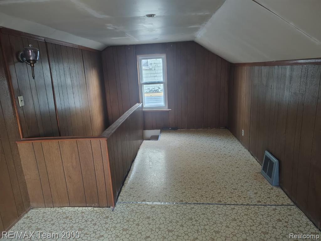 8088 Ohio Street, Detroit, MI 48204 — Photo 15