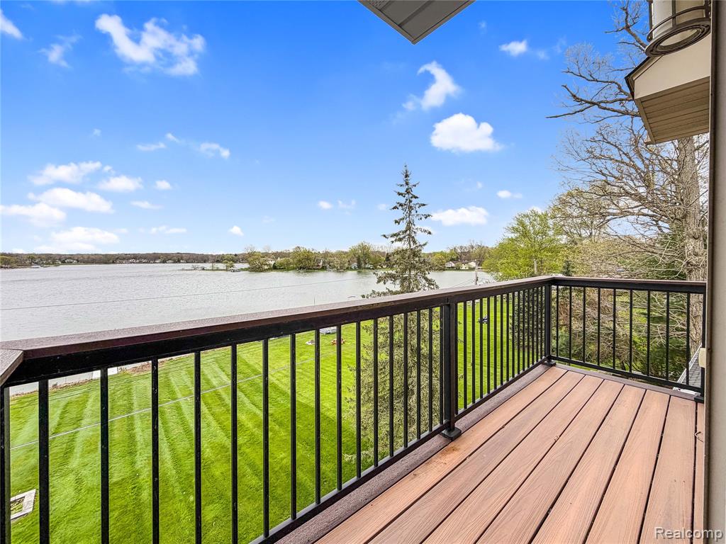 3071 School Lake Drive, Brighton, MI 48114 — Photo 24