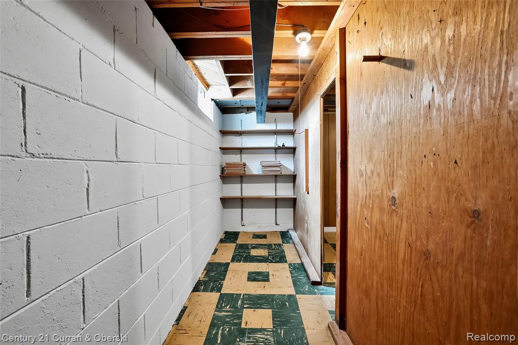 8224 N Evangeline Street, Dearborn Heights, MI 48127 — Photo 34