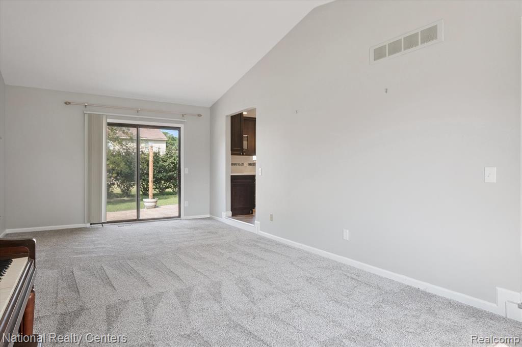 24897 Fairway Hills Drive, Novi, MI — Photo 8