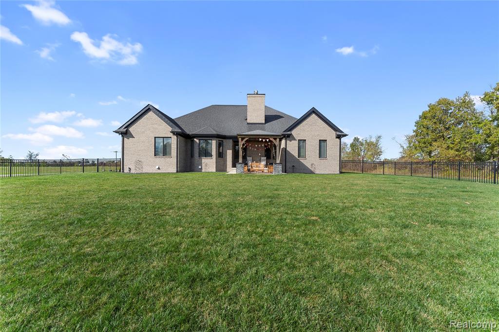 13498 Exeter Road, Carleton, MI 48117 — Photo 46