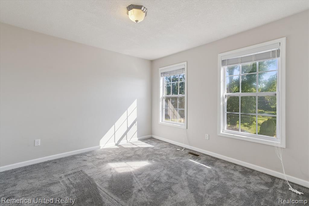 8474 Baudine Road, Pinckney, MI 48169 — Photo 36