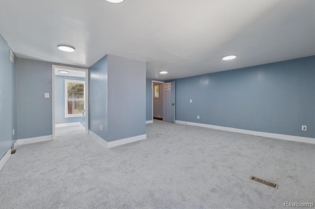 20107 Southfield Road, Detroit, MI 48235 — Photo 31