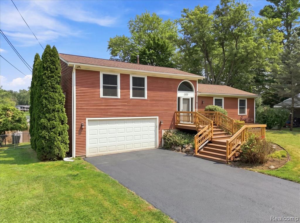 1255 Paul Boulevard, Lake Orion, MI 48362