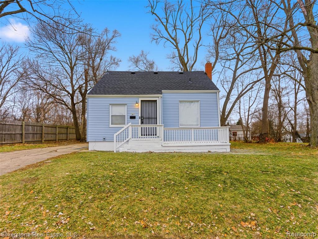 685 Northway Drive, Pontiac, MI 48342 — front exterior