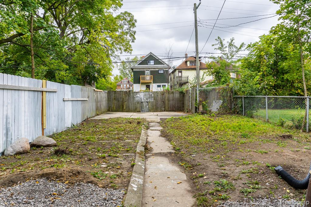 3927 SAINT CLAIR Street, Detroit, MI 48214 — Photo 53