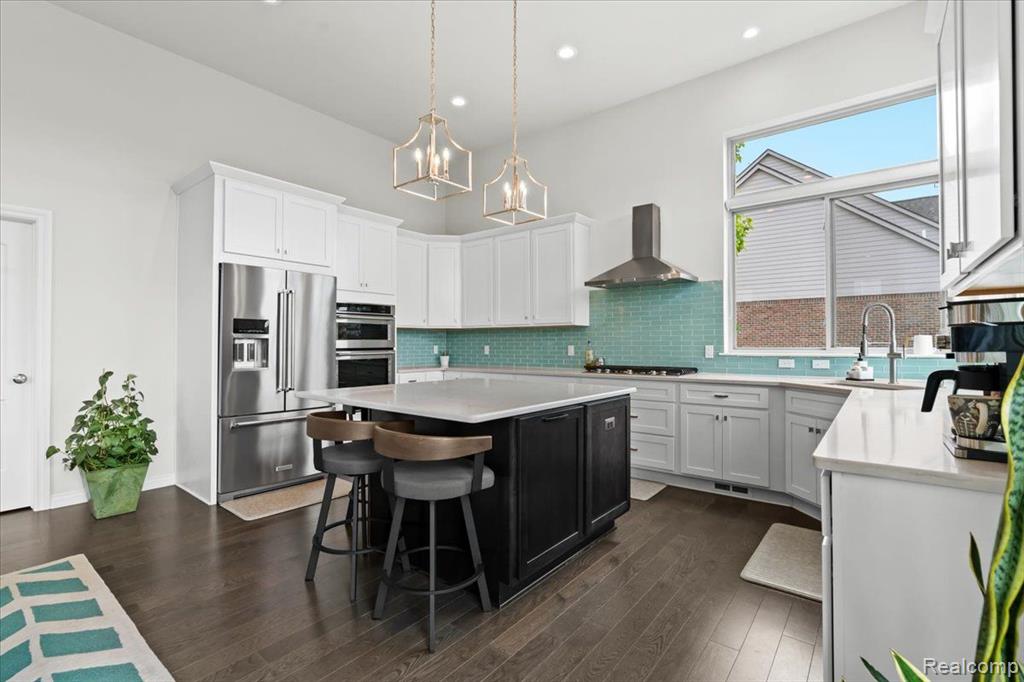 10611 STONEY POINT Drive, South Lyon, MI 48178 — Photo 11