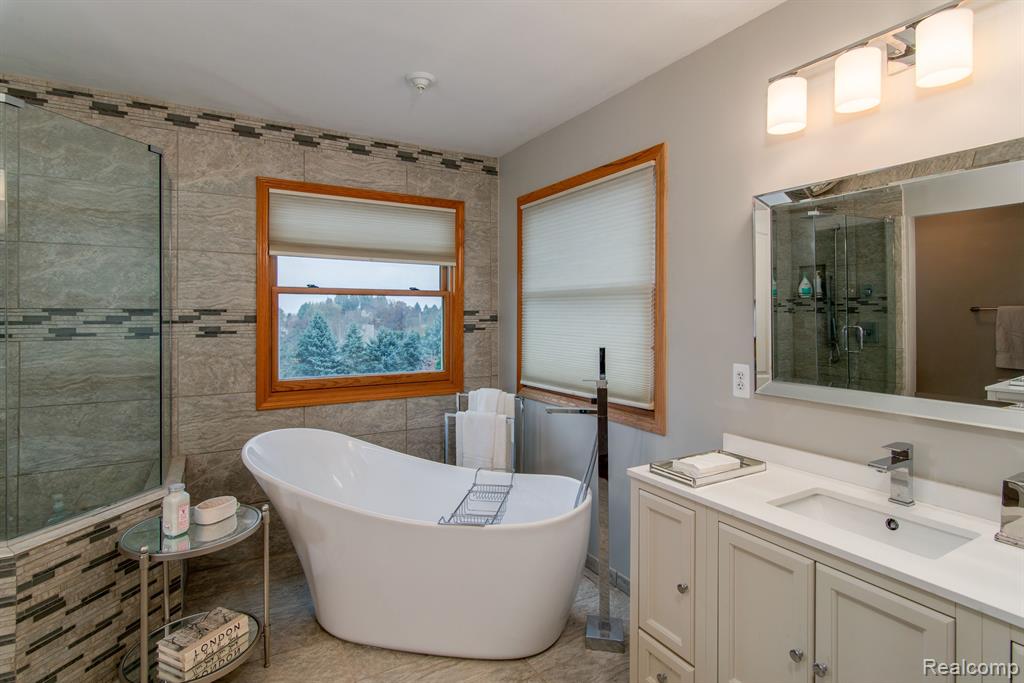 8714 GLEN HAVEN Drive, Howell, MI 48843 — Photo 20