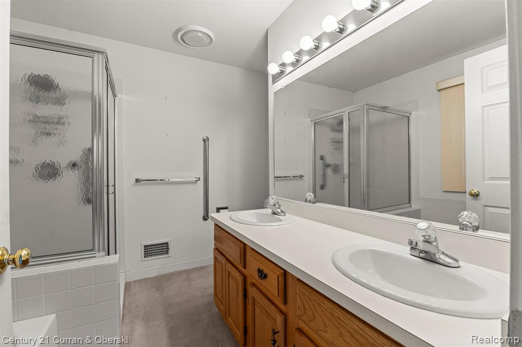 9412 Westwind Drive, Livonia, MI 48150 — Photo 14