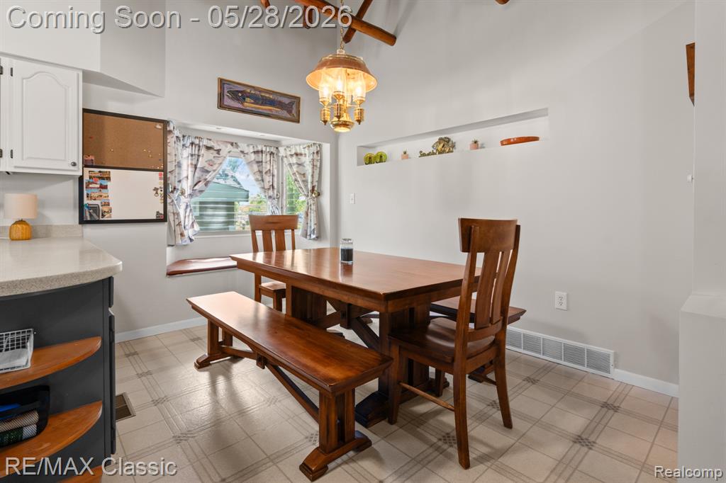 10584 Bob White Beach Boulevard, Whitmore Lake, MI 48189 — Photo 35