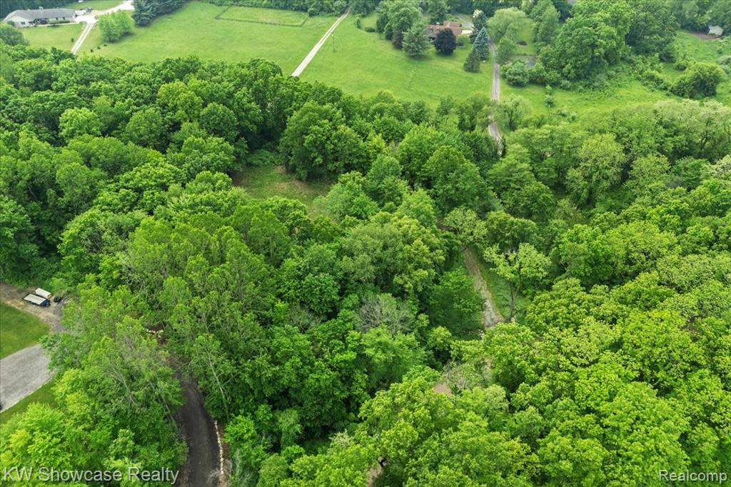 7800 Pontiac Lake Road, White Lake, MI — Photo 12