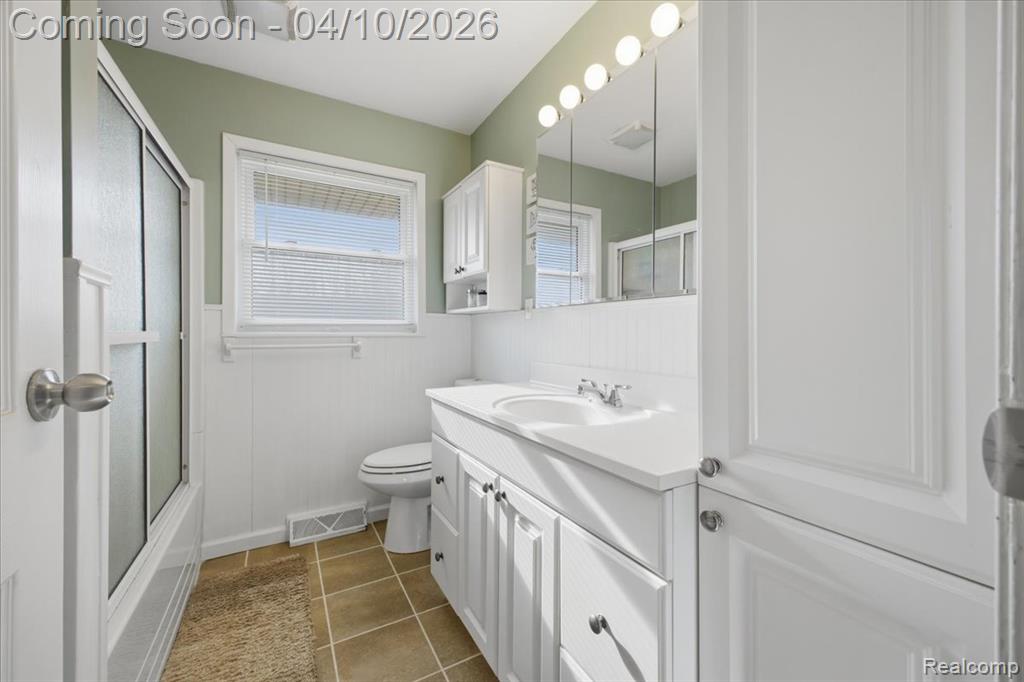 9272 Green Road, Goodrich Vlg, MI — Photo 28