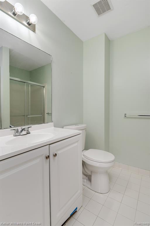 22040 Cape Cod Way, Farmington Hills, MI 48336 — Photo 29