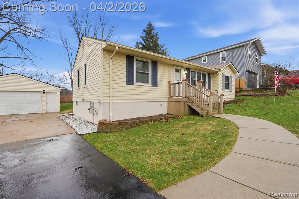 5766 Parkdale Street, Utica, MI 48317 — Photo 2