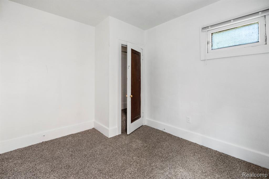 5261 Lakeview Street, Detroit, MI 48213 — Photo 22