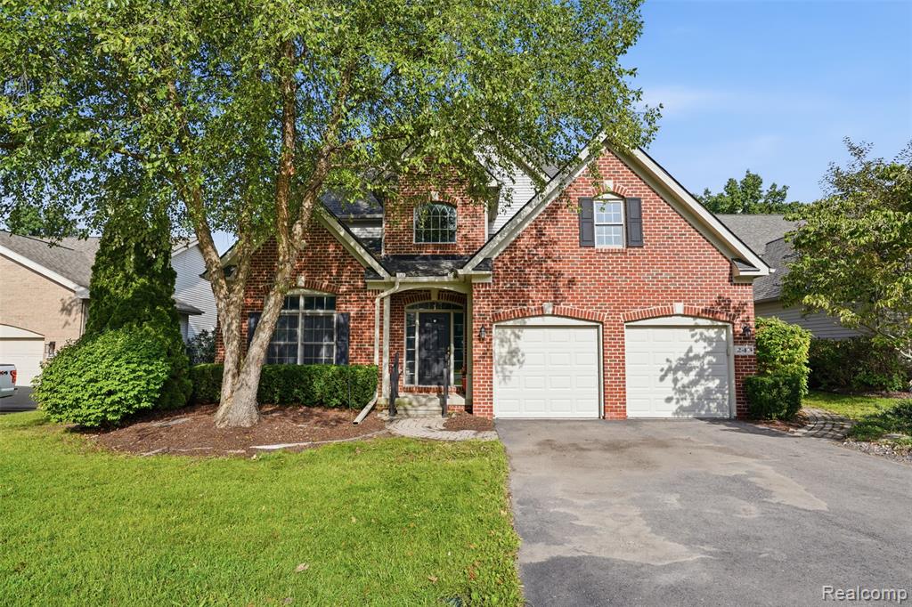 243 Lakeshore Pointe Drive, Howell, MI 48843