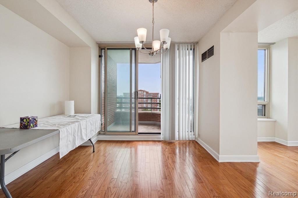 3320 SPINNAKER Lane, 74-14C, Detroit, MI 48207 — Photo 13